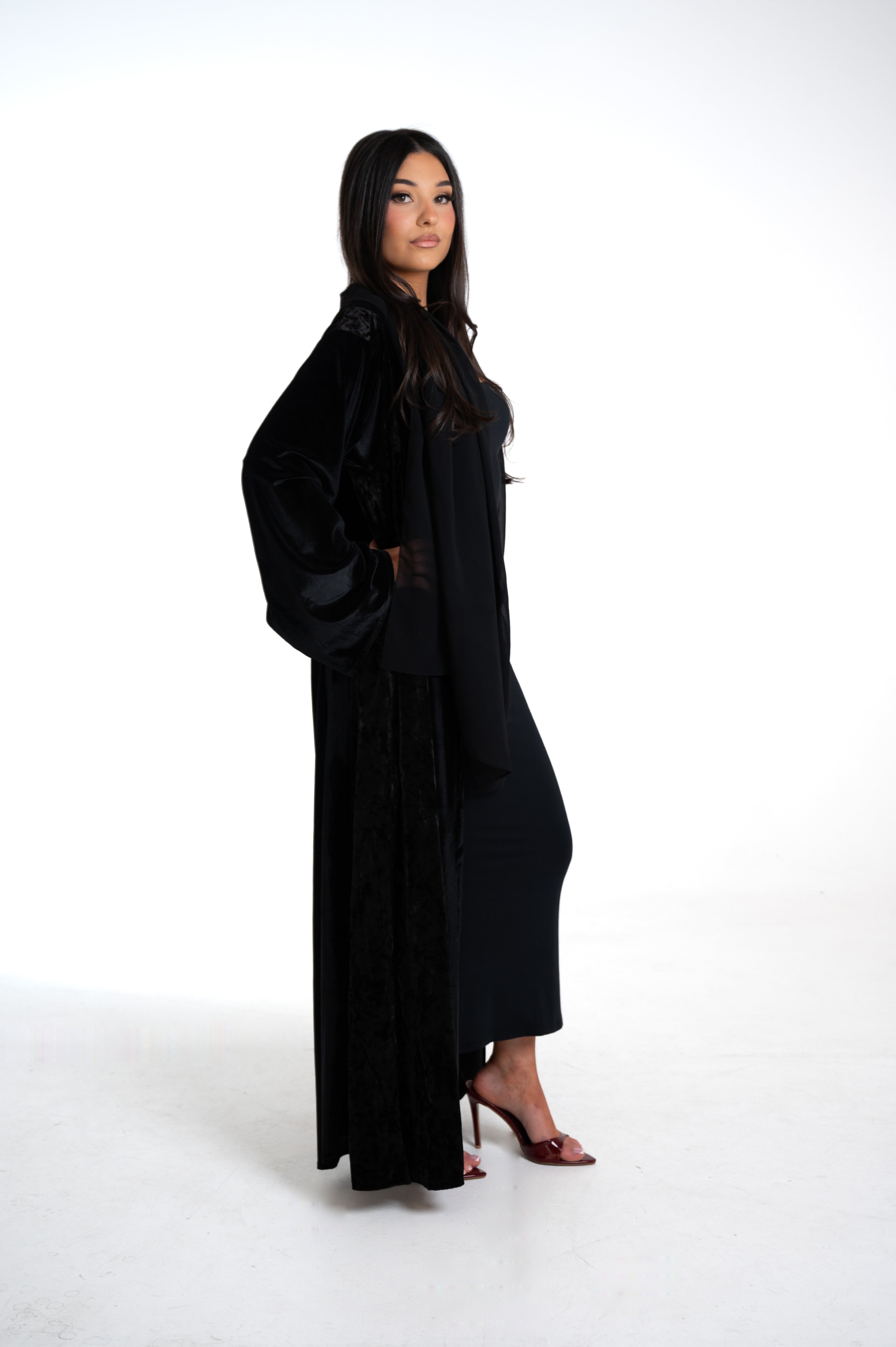 Aaliyah Abaya
